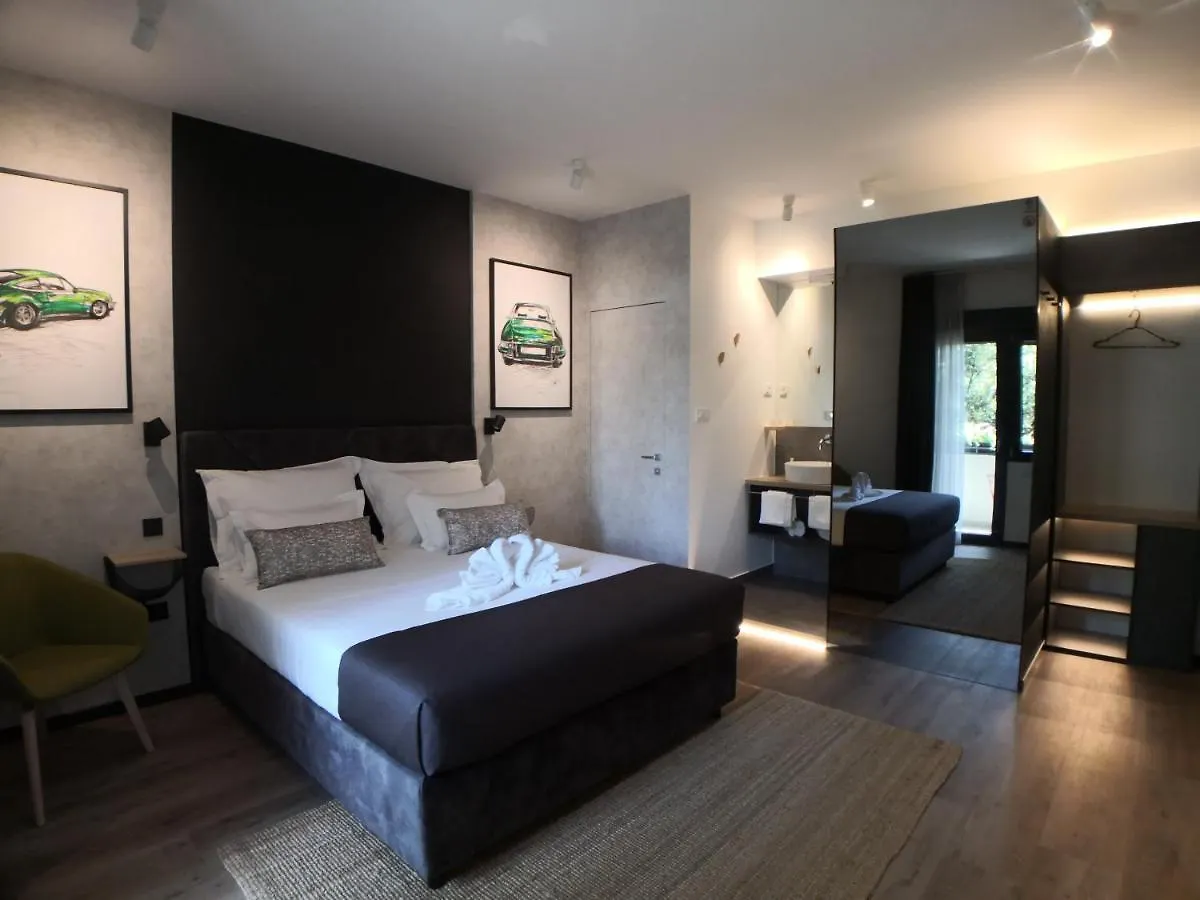 Scuderia Split Rooms