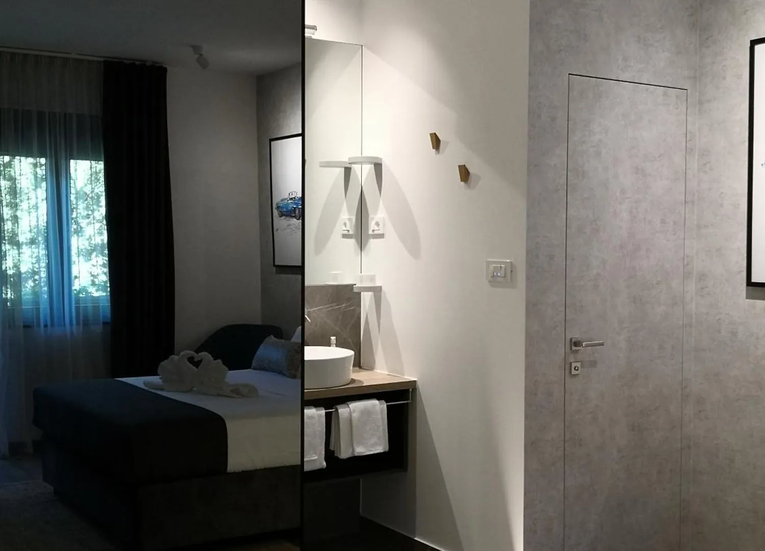 Scuderia Split Rooms Alojamento de Acomodação e Pequeno-almoço